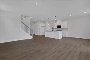 643 Dugout Dr, Lawrenceville, GA 30043 - Photo 11