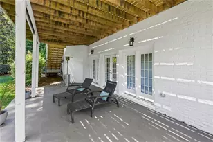 4371 Club Dr NE, Atlanta, GA 30319 - Photo 57