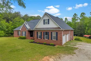 143 Pace Rd, Toccoa, GA 30577 - Photo 9