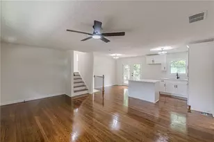8285 Hemlock Dr, Jonesboro, GA 30238 - Photo 9