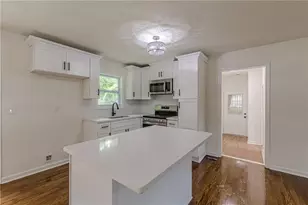 8285 Hemlock Dr, Jonesboro, GA 30238 - Photo 13
