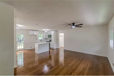 8285 Hemlock Drive, Jonesboro, GA 30238 - Photo 7