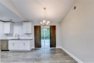 1460 Brays Mill Trace, Lawrenceville, GA 30044 - Photo 17