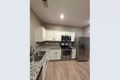 2330 McKenna Square Drive, Lithonia, GA 30058 - Photo 3