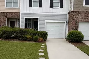 2330 McKenna Square Dr, Lithonia, GA 30058 - Photo 1