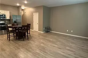 2330 McKenna Square Dr, Lithonia, GA 30058 - Photo 5