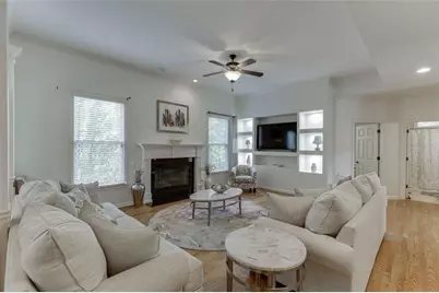 4880 Stone Moss Path, Hoschton, GA 30548 - Photo 9