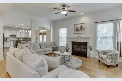 4880 Stone Moss Path, Hoschton, GA 30548 - Photo 11