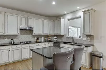 4880 Stone Moss Path, Hoschton, GA 30548 - Photo 17
