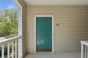 826 Sandringham Dr, Alpharetta, GA 30004 - Photo 3