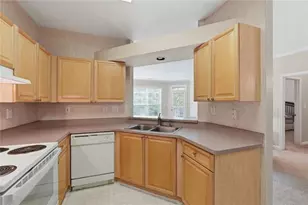 826 Sandringham Dr, Alpharetta, GA 30004 - Photo 9