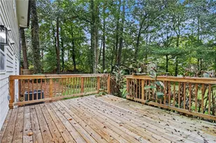 1772 Huntingford Dr, Marietta, GA 30068 - Photo 17