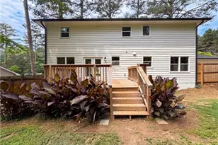 1772 Huntingford Dr, Marietta, GA 30068 - Photo 5