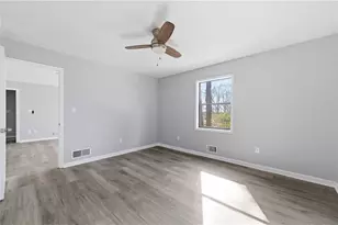 4380 Cary Dr, Snellville, GA 30039 - Photo 23