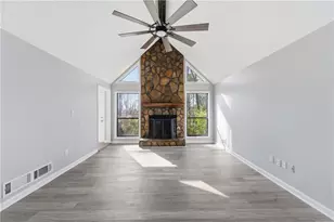 4380 Cary Dr, Snellville, GA 30039 - Photo 5