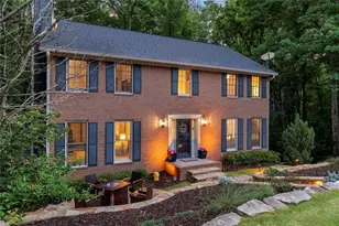 515 Bellfield Ct, Roswell, GA 30076 - Photo 9