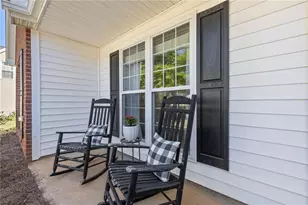 5627 Blanchard Pl, Sugar Hill, GA 30518 - Photo 3