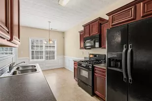 7590 Summer Berry Ln, Lithonia, GA 30038 - Photo 13