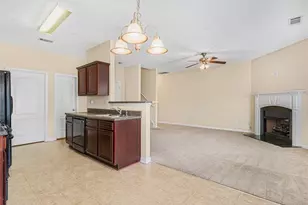 7590 Summer Berry Ln, Lithonia, GA 30038 - Photo 11