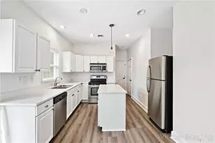877 Dunlin Fields Dr, Lawrenceville, GA 30044 - Photo 7