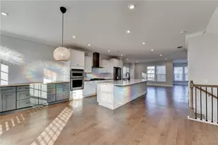 835 Atwood Ln, Buford, GA 30518 - Photo 9