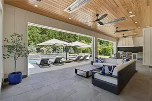 1267 Thomas Cir, Roswell, GA 30075 - Photo 5