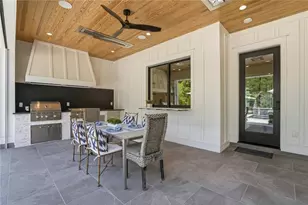 1267 Thomas Cir, Roswell, GA 30075 - Photo 41
