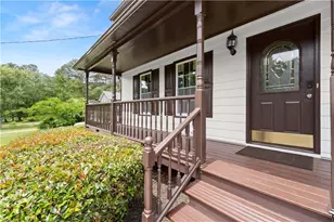 1020 Forest Park Ln, Suwanee, GA 30024 - Photo 3