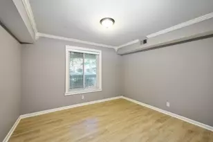 558 Emory Oaks Way, Decatur, GA 30033 - Photo 11