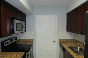 4003 Wingate Way, Sandy Springs, GA 30350 - Photo 9
