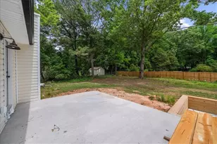 3460 Castille Dr, Snellville, GA 30039 - Photo 31
