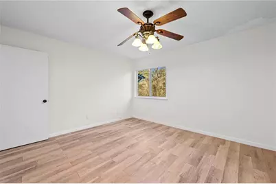 579 Northridge Crossing Drive, Atlanta, GA 30350 - Photo 7