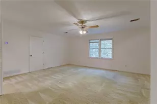 2737 Hearthstone Cir, Marietta, GA 30062 - Photo 39
