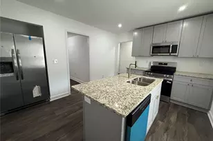 1040 Palmetto Ave SW, Atlanta, GA 30314 - Photo 3