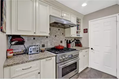 382 Charleston Lane, Lawrenceville, GA 30046 - Photo 17