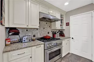 382 Charleston Ln, Lawrenceville, GA 30046 - Photo 17