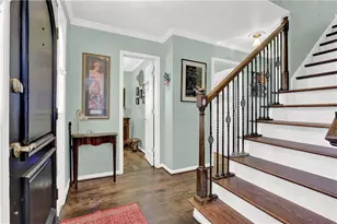 382 Charleston Ln, Lawrenceville, GA 30046 - Photo 5