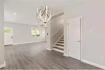 866 Capitol View Avenue NW, Atlanta, GA 30318 - Photo 9