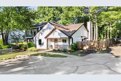 5025 Village Green Way, Alpharetta, GA 30009 - Photo 5