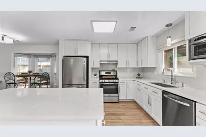 5025 Village Green Way, Alpharetta, GA 30009 - Photo 7
