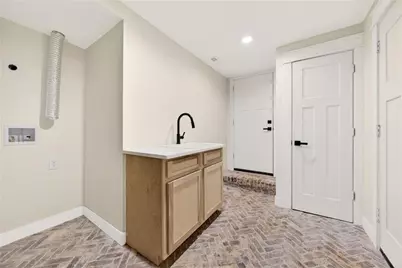 656 Channing Drive NW, Atlanta, GA 30318 - Photo 31