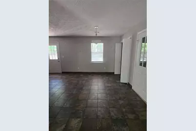 125 E Country Woods Drive E, Covington, GA 30016 - Photo 3