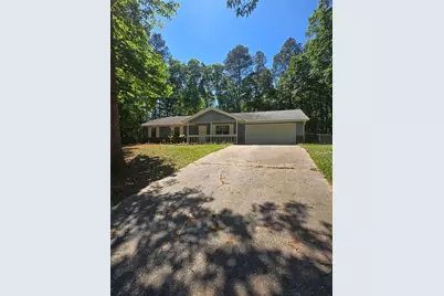 125 E Country Woods Drive E, Covington, GA 30016 - Photo 1
