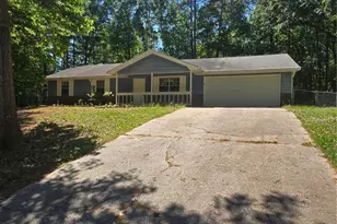 125 E Country Woods Dr E, Covington, GA 30016 - Photo 1