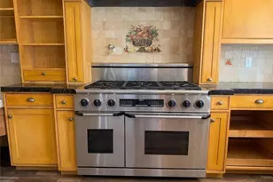 6911 Baker Cir, Clermont, GA 30527 - Photo 15