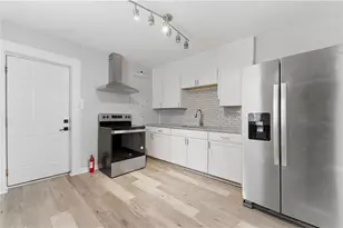 1307 Elizabeth Ave SW, Atlanta, GA 30310 - Photo 9