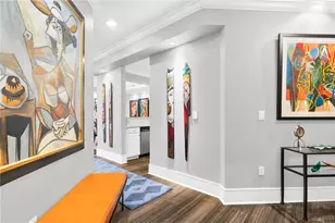 560 Dutch Valley Rd NE, Atlanta, GA 30324 - Photo 5