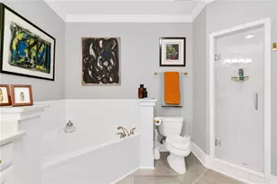 560 Dutch Valley Rd NE, Atlanta, GA 30324 - Photo 45