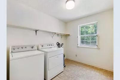 376 Thornwood Circle, Mount Airy, GA 30563 - Photo 17