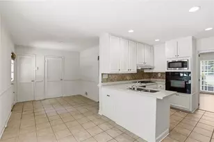 7265 Thornhill Ln NE, Atlanta, GA 30328 - Photo 13